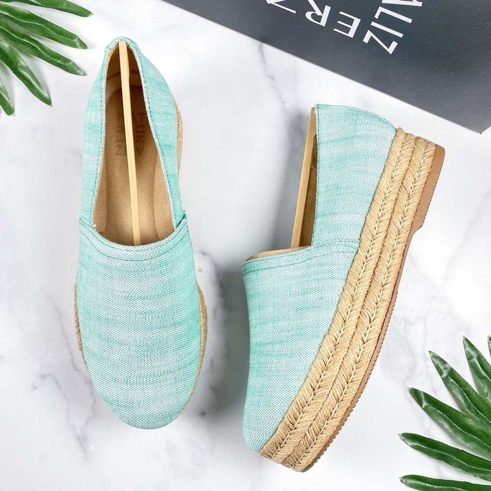 NIB Naturalizer Thea 3 Platform Espadrille Loafers